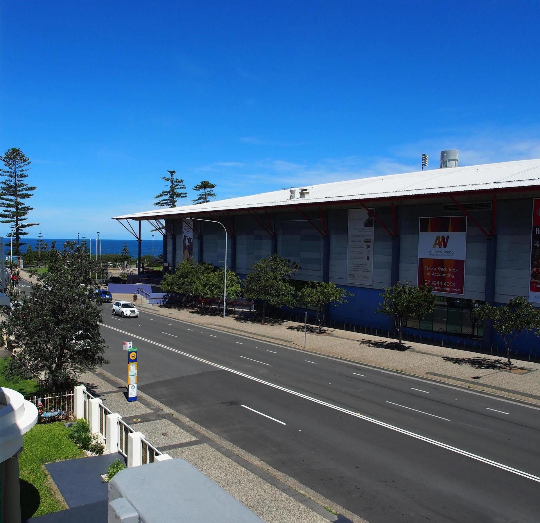 City Beach Motel Wollongong Zewnętrze zdjęcie