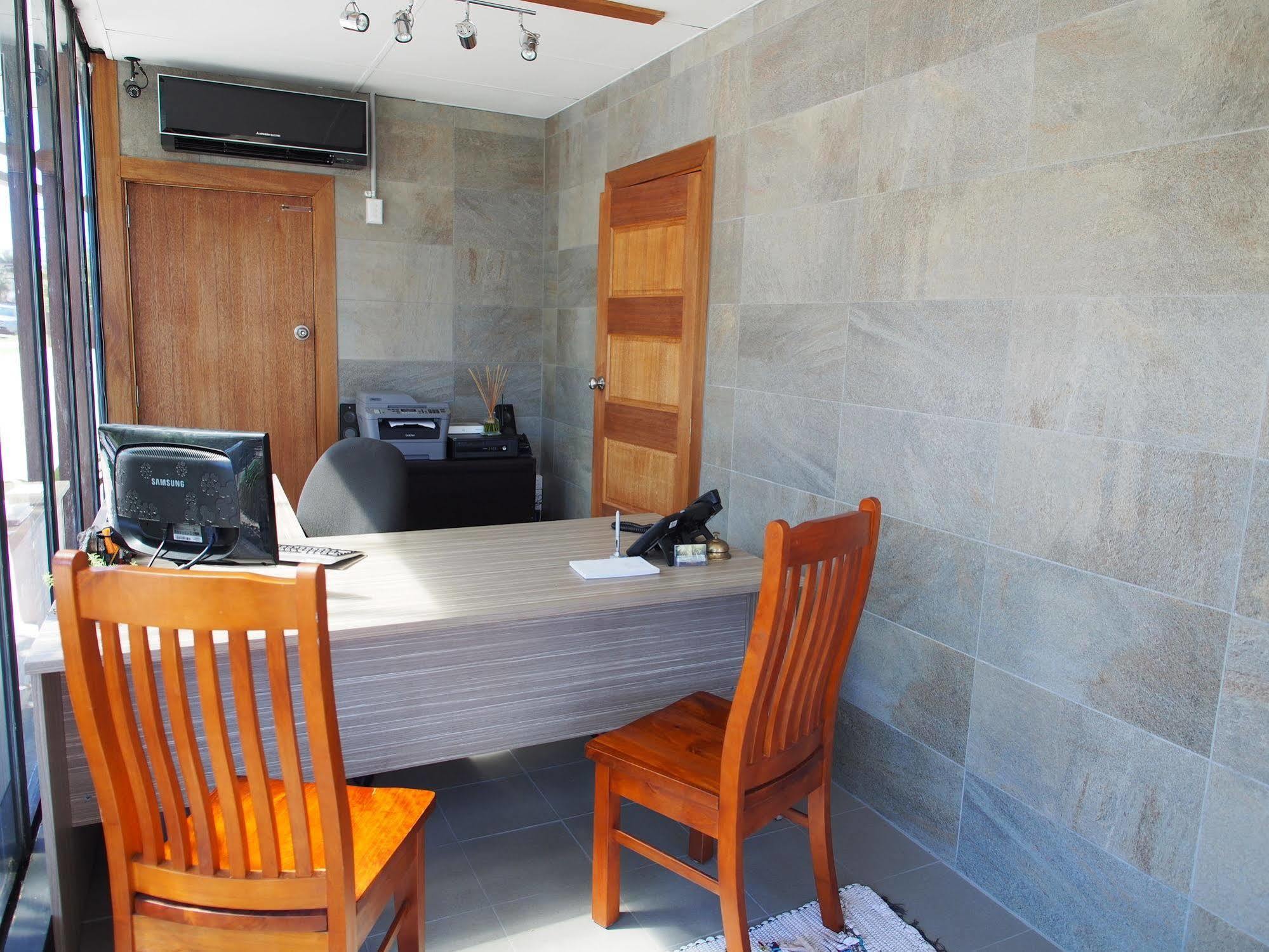 City Beach Motel Wollongong Zewnętrze zdjęcie