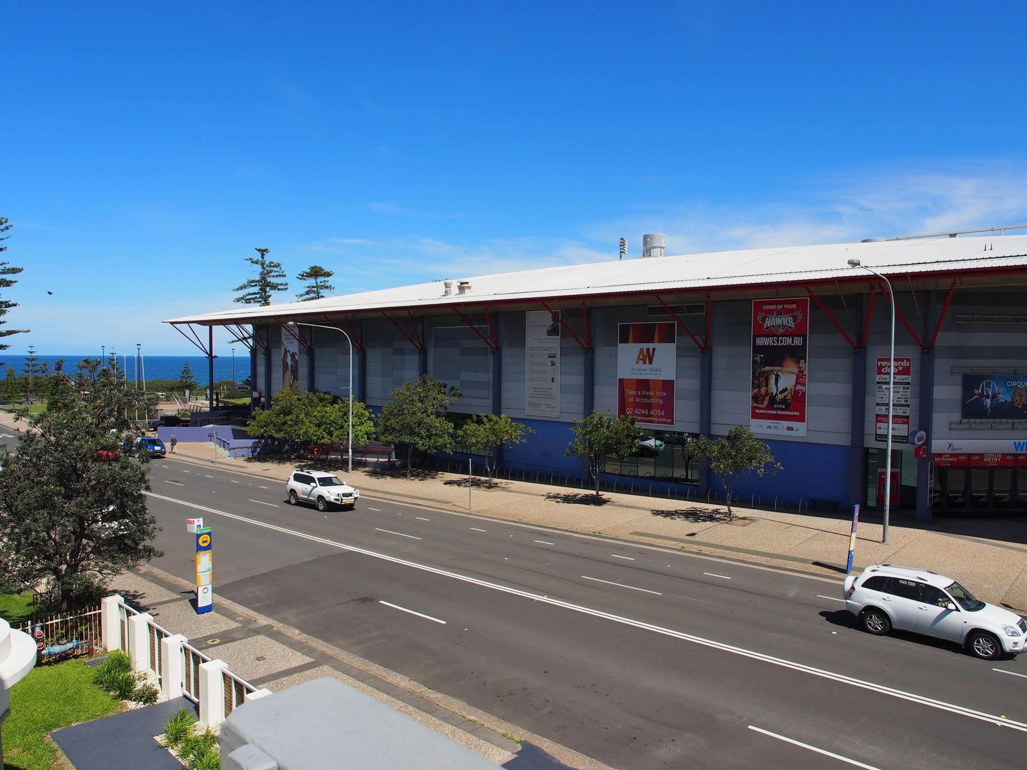 City Beach Motel Wollongong Zewnętrze zdjęcie